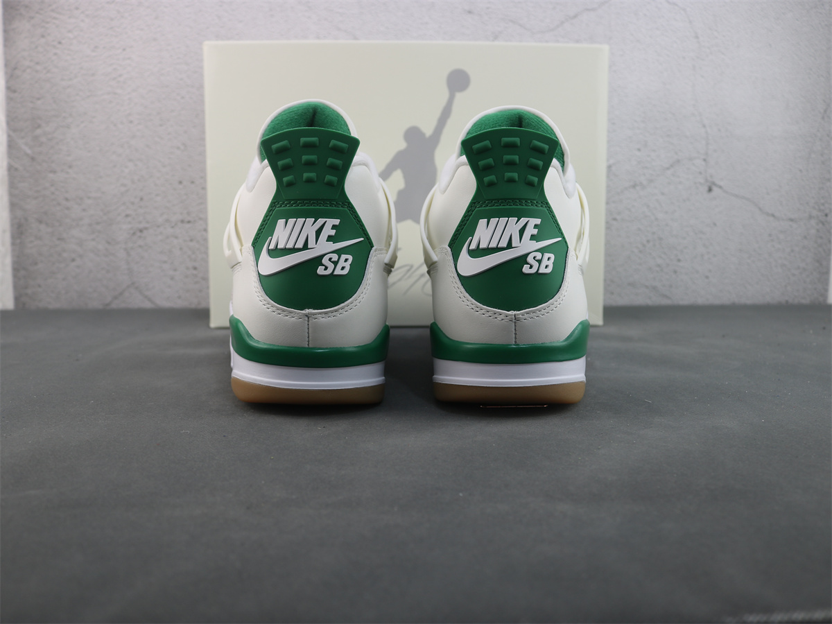 GX Batch Air Jordan 4 Retro SB Pine Green DR5415-103